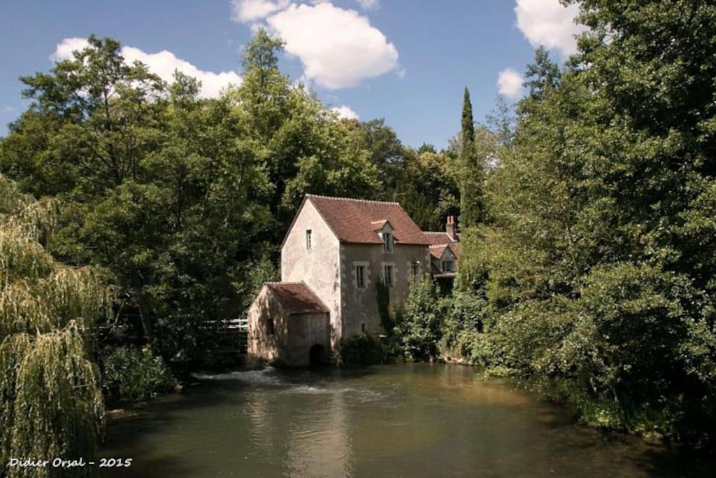 Maison De Charme En Pleine Nature Saint-Germain-des-Grois Exterior foto